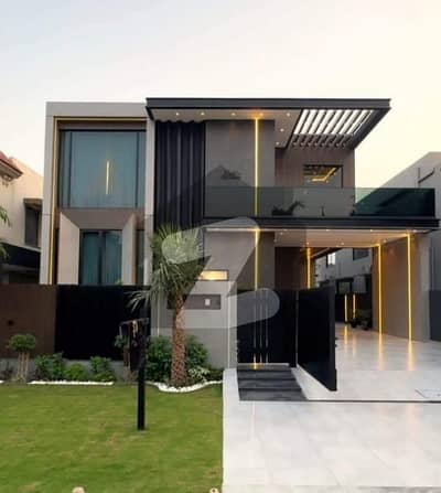 10 Marla Modern House For Sale