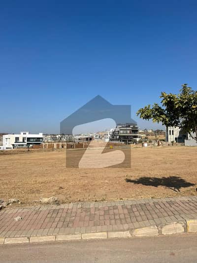 1 Kanal Low Budget Plot For Sale in Block P Bahria Town Phase 8