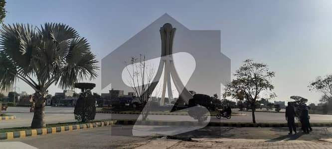 10 Marla Plot For Sale Phase 1 Sui Gas And Wapda Approved LDA Approved Park Masjid