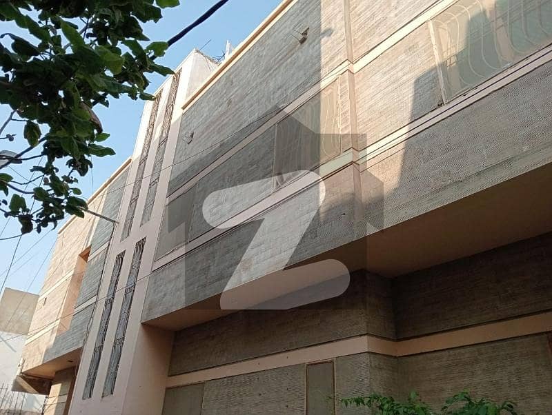 گلستانِِ جوہر ۔ بلاک 12 گلستانِ جوہر,کراچی میں 6 کمروں کا 7 مرلہ مکان 1.3 لاکھ میں کرایہ پر دستیاب ہے۔ گلستانِِ جوہر ۔ بلاک 12 گلستانِ جوہر,کراچی میں 6 کمروں کا 7 مرلہ مکان 1.3 لاکھ میں کرایہ پر دستیاب ہے۔