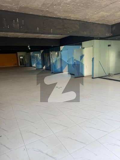 جوہر ٹاؤن لاہور میں 10 مرلہ عمارت 10.0 لاکھ میں کرایہ پر دستیاب ہے۔