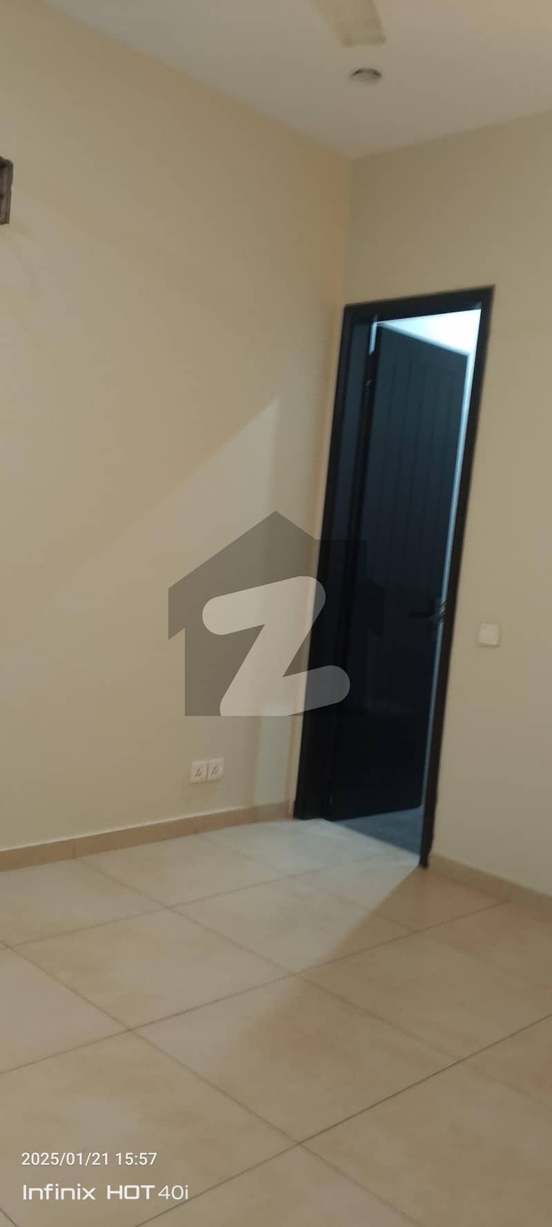 IQBAL LANE 100 YARDS BUNGLOW FOR RENT IQBAL LANE 100 YARDS BUNGLOW FOR RENT
