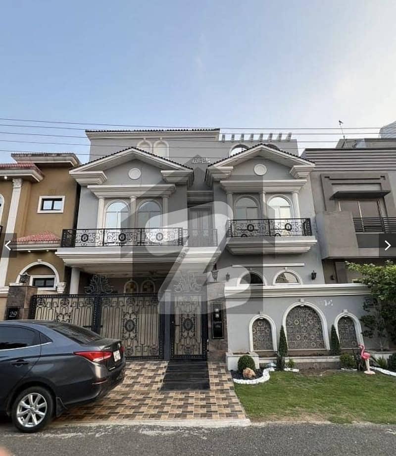 10 Marla Slightly Used Spanish Design Bungalow Up For Sale in Tariq Garden Lahore 10 Marla Slightly Used Spanish Design Bungalow Up For Sale in Tariq Garden Lahore