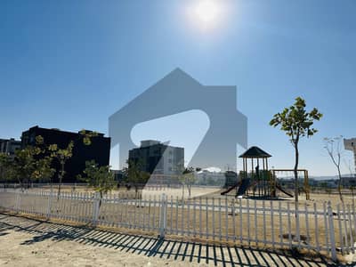 ایم پی سی ایچ ایس ۔ ملٹی گارڈنز بی ۔ 17,اسلام آباد میں 8 مرلہ رہائشی پلاٹ 1.03 کروڑ میں برائے فروخت۔