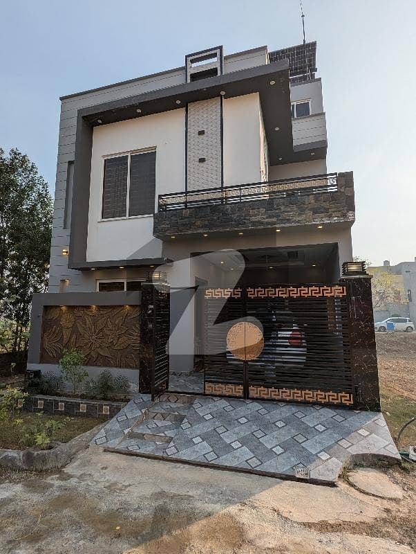 FOR SALE AL KABIR TOWN PAHSE 2 5 MARLA HOUSE USED 9 MONTHS 3 BED 3 BATHROOM 2 KITCHEN 2 TV LOUNGE STORE ROOM POWDER ROOM WITH FAN'S WITH CURTAINS DEMAND. 1.85LAC FOR SALE AL KABIR TOWN PAHSE 2 5 MARLA HOUSE USED 9 MONTHS 3 BED 3 BATHROOM 2 KITCHEN 2 TV LOUNGE STORE ROOM POWDER ROOM WITH FAN'S WITH CURTAINS DEMAND. 1.85LAC