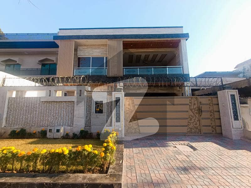 Ground Portion Is Available For Rent In I-8 ISLAMABAD Ground Portion Is Available For Rent In I-8 ISLAMABAD