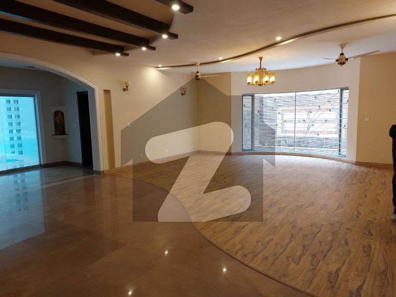 2 Kanal Beautiful House Is Available For Sale In Model Town D BLock 2 Kanal Beautiful House Is Available For Sale In Model Town D BLock