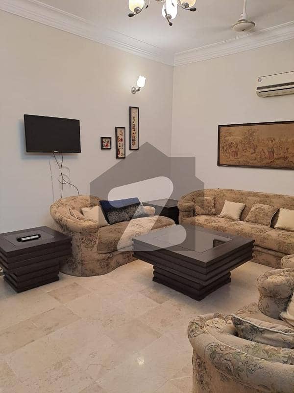 F-11 One Bedroom Fully Furnished Apartment For Rent F-11 One Bedroom Fully Furnished Apartment For Rent