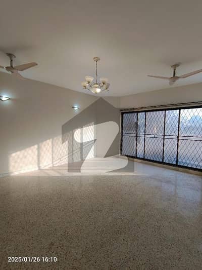 F-11 Mind Blowing Location What A Outstanding 2 Story Full House 6Beds