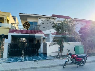 Real Price 11 Marla Fully Renovated Like Brand New European Safari Villa For Sale In Bahria Town Lahore Real Price 11 Marla Fully Renovated Like Brand New European Safari Villa For Sale In Bahria Town Lahore