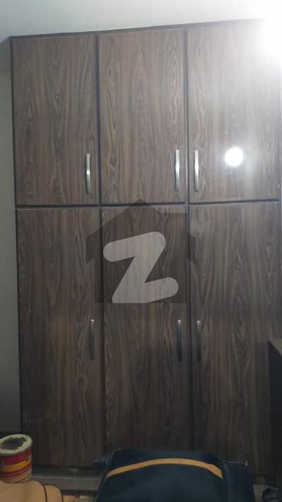 4-5 MARLA LOWER PORTION AVAILABLE FOR RENT.