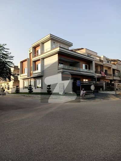10 Marla Brand New House For Sale In G-13 Isalmbad