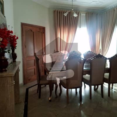 4 Kanal Upper Portion Available In Banigala Good Location