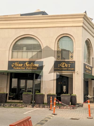 10 Marla Commercial Building's Basement Available For Rent On Lake City Main Boulevard Near To International Brands 10 Marla Commercial Building's Basement Available For Rent On Lake City Main Boulevard Near To International Brands