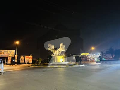 ایم پی سی ایچ ایس ۔ ملٹی گارڈنز بی ۔ 17,اسلام آباد میں 8 مرلہ رہائشی پلاٹ 86.0 لاکھ میں برائے فروخت۔