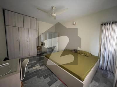 FLAT AVAILABLE FOR RENT IN GULISTAN E JOHAR BLOCK17 HAROON  ROYAL CITY  SWEET WATER GATED BOUNDARY WALL PROJECT 3 BED D/D