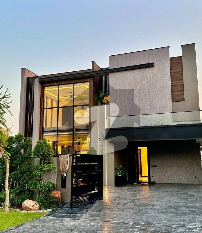 Stunning 1 Kanal Residence In Prime Phase 7