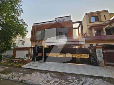 Sector C Marla House For Sale LDA Approved Nearby School, Mosque