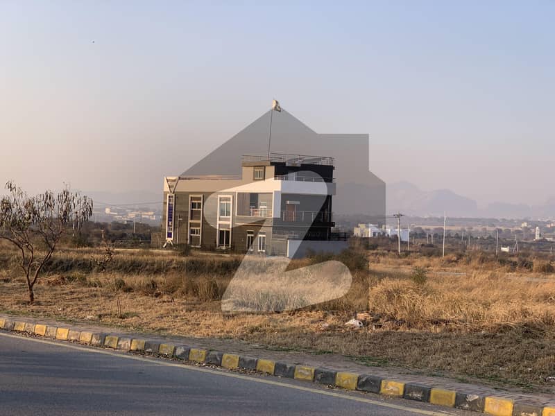 Plots For Sell In Wapda Town