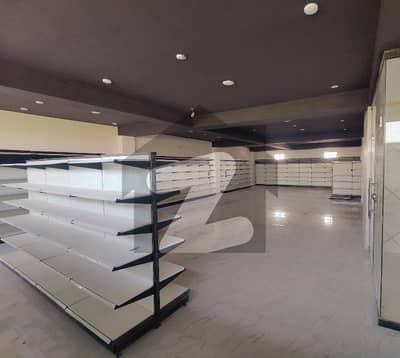 12000sqft STRAIGHT HALL,3 LIFTS, 200 VEHICLE PARKING, LARGE TRANSFORMER, ON MAIN BOULEVARD FOR RENT