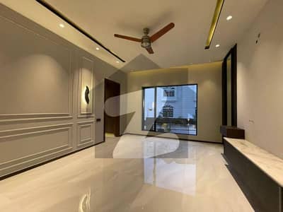 VIP UPPER PORTION For RENT, 12 Marla House for rent, ( Gas Avlb)