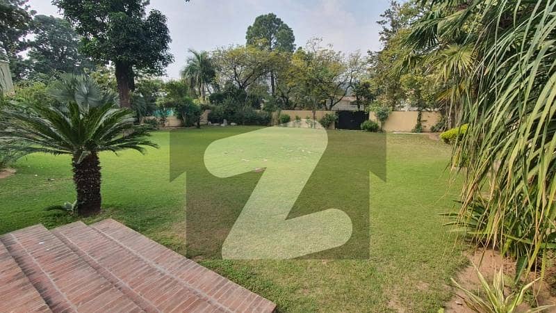 F6 Quite Location 5 Bedrooms House For Sale F6 Quite Location 5 Bedrooms House For Sale