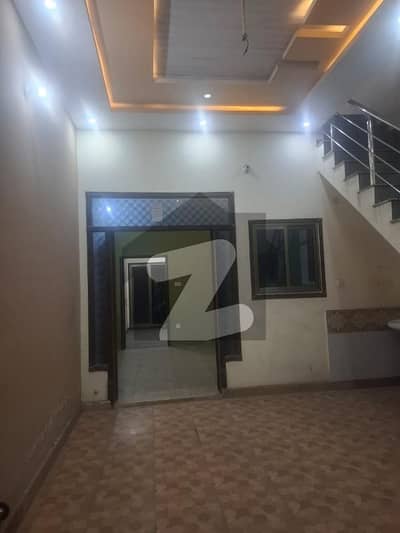 شالیمار ہاؤسنگ سکیم لاہور میں 4 کمروں کا 3 مرلہ مکان 1.0 کروڑ میں برائے فروخت۔ شالیمار ہاؤسنگ سکیم لاہور میں 4 کمروں کا 3 مرلہ مکان 1.0 کروڑ میں برائے فروخت۔