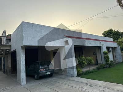 2 Kanal Single Storey Old House Available For Sell In Model Town Lahore