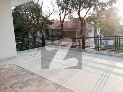 ایف ۔ 6 اسلام آباد میں 6 کمروں کا 5 کنال مکان 99.0 کروڑ میں برائے فروخت۔