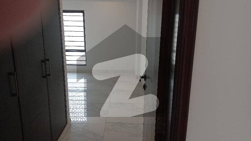 Book A 1900 Square Feet Flat In Metropolis Residency