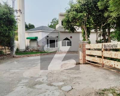 Hot Location 2 Kanal Farm House Land For Sale On Bedian Road
