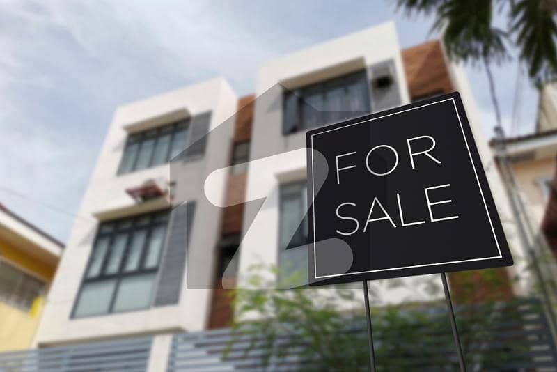 29 Marla Commercial Building For Sale In MA Jinnah Road Okara
