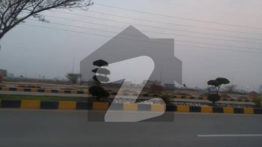 ڈی ایچ اے فیز9 پریزم - بلاک اے ڈی ایچ اے فیز9 پریزم,ڈی ایچ اے ڈیفینس,لاہور میں 1 کنال رہائشی پلاٹ 3.0 کروڑ میں برائے فروخت۔ ڈی ایچ اے فیز9 پریزم - بلاک اے ڈی ایچ اے فیز9 پریزم,ڈی ایچ اے ڈیفینس,لاہور میں 1 کنال رہائشی پلاٹ 3.0 کروڑ میں برائے فروخت۔