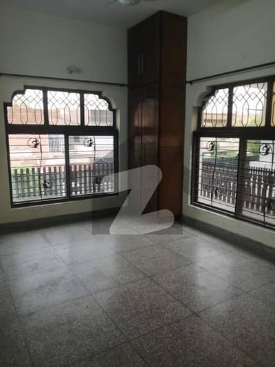 10 Marla Upper Portion Available For Rent