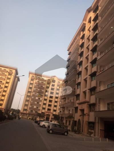عسکری 11 ۔ سیکٹر بی اپارٹمنٹس عسکری 11,عسکری,لاہور میں 4 کمروں کا 12 مرلہ فلیٹ 1.1 لاکھ میں کرایہ پر دستیاب ہے۔ عسکری 11 ۔ سیکٹر بی اپارٹمنٹس عسکری 11,عسکری,لاہور میں 4 کمروں کا 12 مرلہ فلیٹ 1.1 لاکھ میں کرایہ پر دستیاب ہے۔