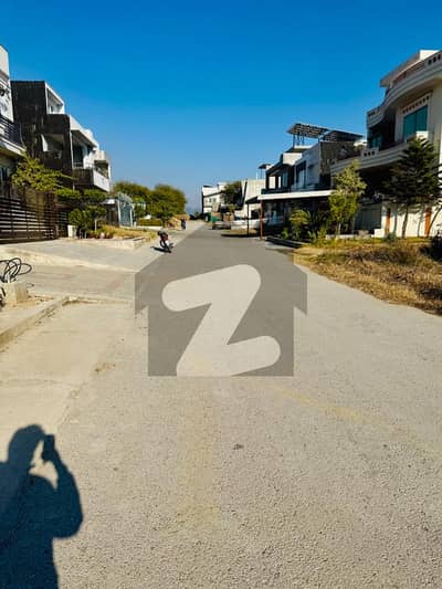 ڈی ۔ 12/2 ڈی ۔ 12,اسلام آباد میں 1 کنال رہائشی پلاٹ 11.25 کروڑ میں برائے فروخت۔