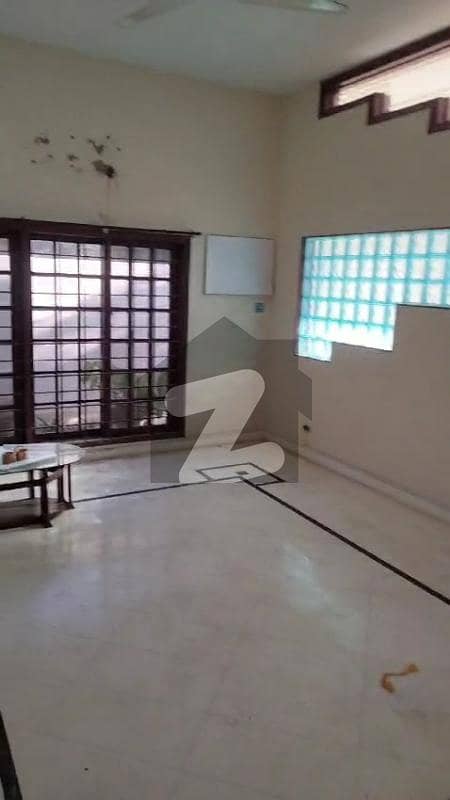 Bungalow For Rent (DHA Phase 5) Bungalow For Rent (DHA Phase 5)