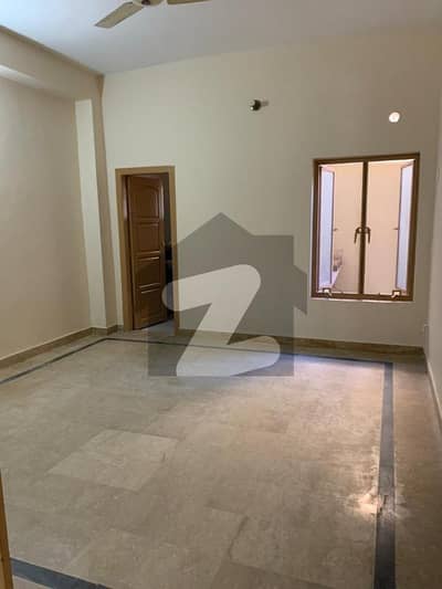 سیٹیلائیٹ ٹاؤن راولپنڈی میں 3 مرلہ عمارت 8.25 کروڑ میں برائے فروخت۔