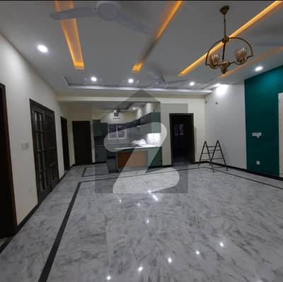 Well Maintain Upper Portion Available