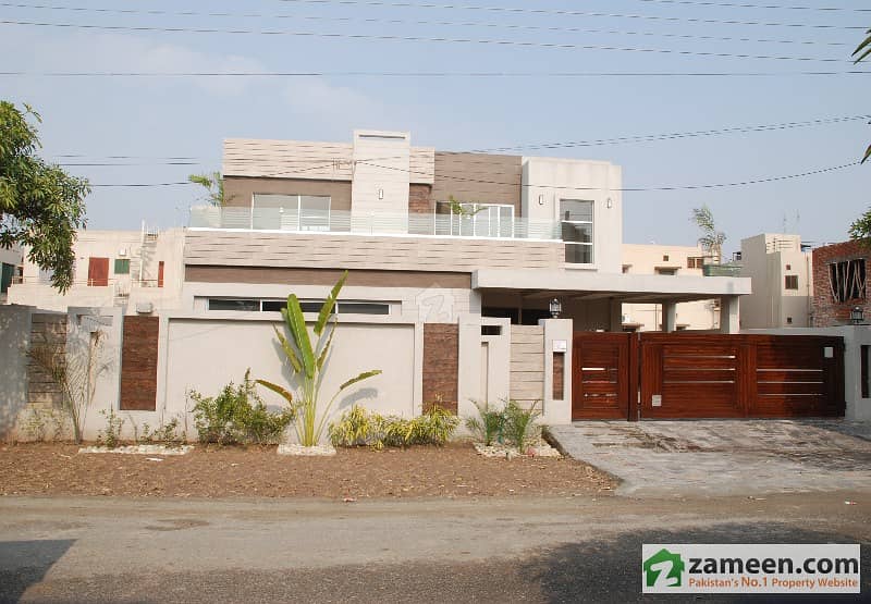 Outstanding 1 Kanal Bungalow Available In Sui Gas Society Phase 1