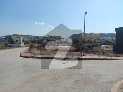 Sector N 8 Marla Plot For Sale