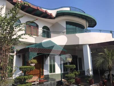 2 Kanal Fully Furnished Beautiful Bungalow Is Available For Sale Near Wapda Town Lahore.