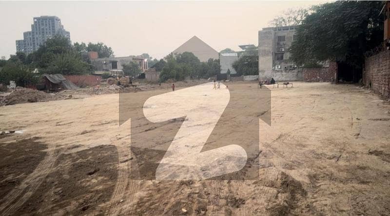 Ideal Location Residential Plot in Gulberg II For Sale Ideal Location Residential Plot in Gulberg II For Sale