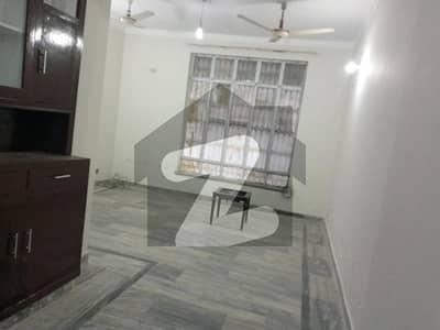 3 Rooms Flat on Second Floor For Rent In Gulberg