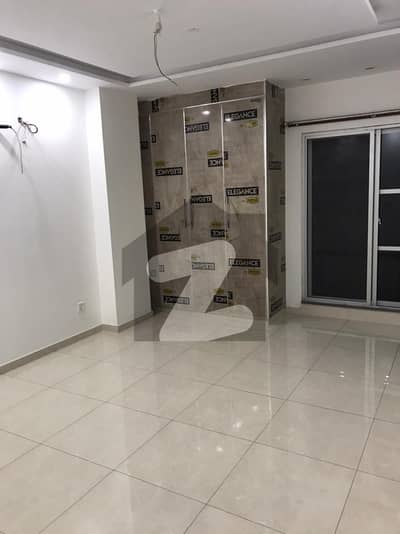 BRAND NEW 3 BEDROOM APARTMENT AVAILABLE FOR RENT