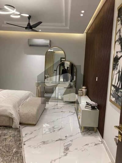 1.5 Kanal Luxury House For Sale In Canal Road Society Faisalabad