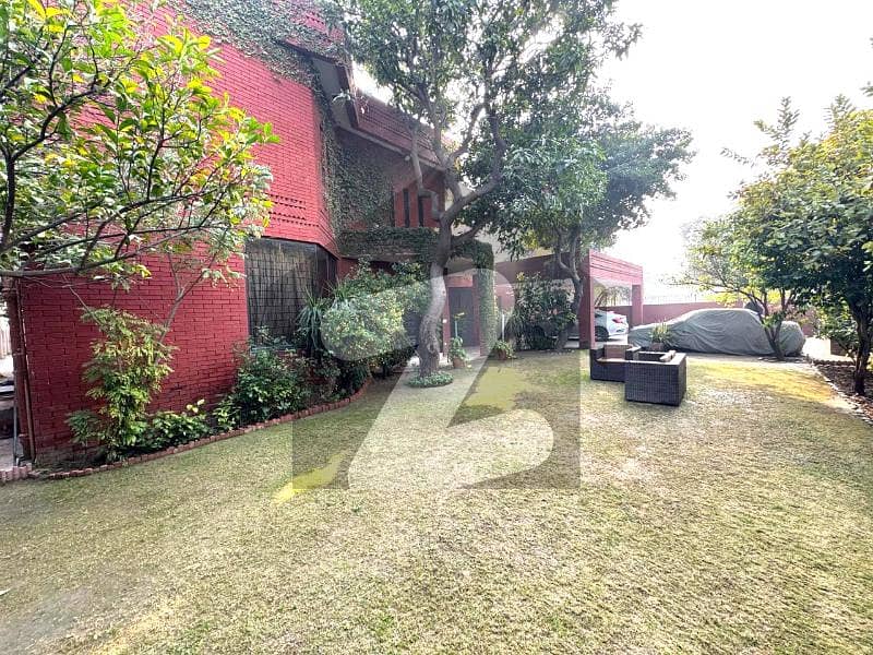 2 Kanal Used Modern Design 7-Bed Room Most Beautiful Bungalow For Sale At Prime Location Of Dha Lahore Near To Park & Commercial Market . . 2 Kanal Used Modern Design 7-Bed Room Most Beautiful Bungalow For Sale At Prime Location Of Dha Lahore Near To Park & Commercial Market . .