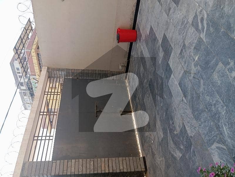 نارتھ ناظم آباد ۔ بلاک ایم نارتھ ناظم آباد,کراچی میں 13 مرلہ کمرشل پلاٹ 21.0 کروڑ میں برائے فروخت۔