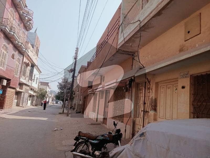 نیو ملتان ۔ بلاک وائی نیو ملتان,ملتان میں 4 کمروں کا 5 مرلہ مکان 1.3 کروڑ میں برائے فروخت۔ نیو ملتان ۔ بلاک وائی نیو ملتان,ملتان میں 4 کمروں کا 5 مرلہ مکان 1.3 کروڑ میں برائے فروخت۔