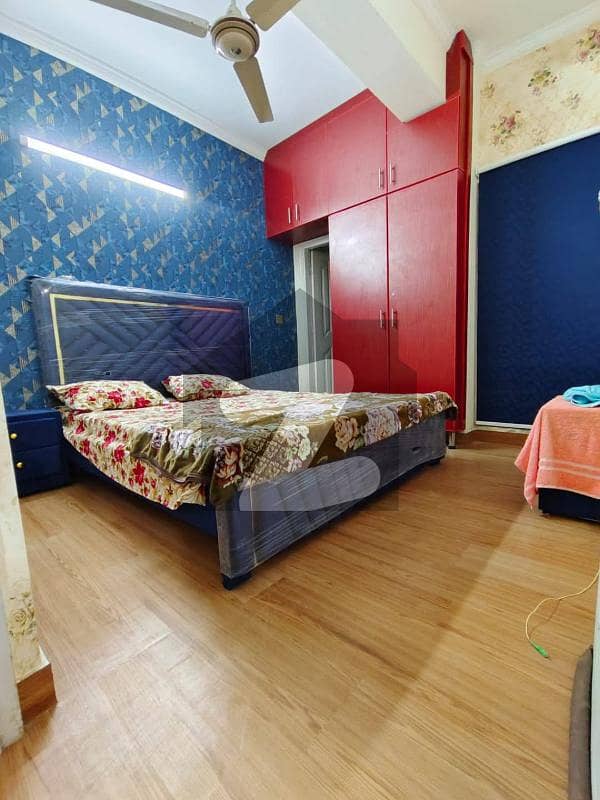 2 Bed Furnished Flat Available For Rent In G15 2 Bed Furnished Flat Available For Rent In G15